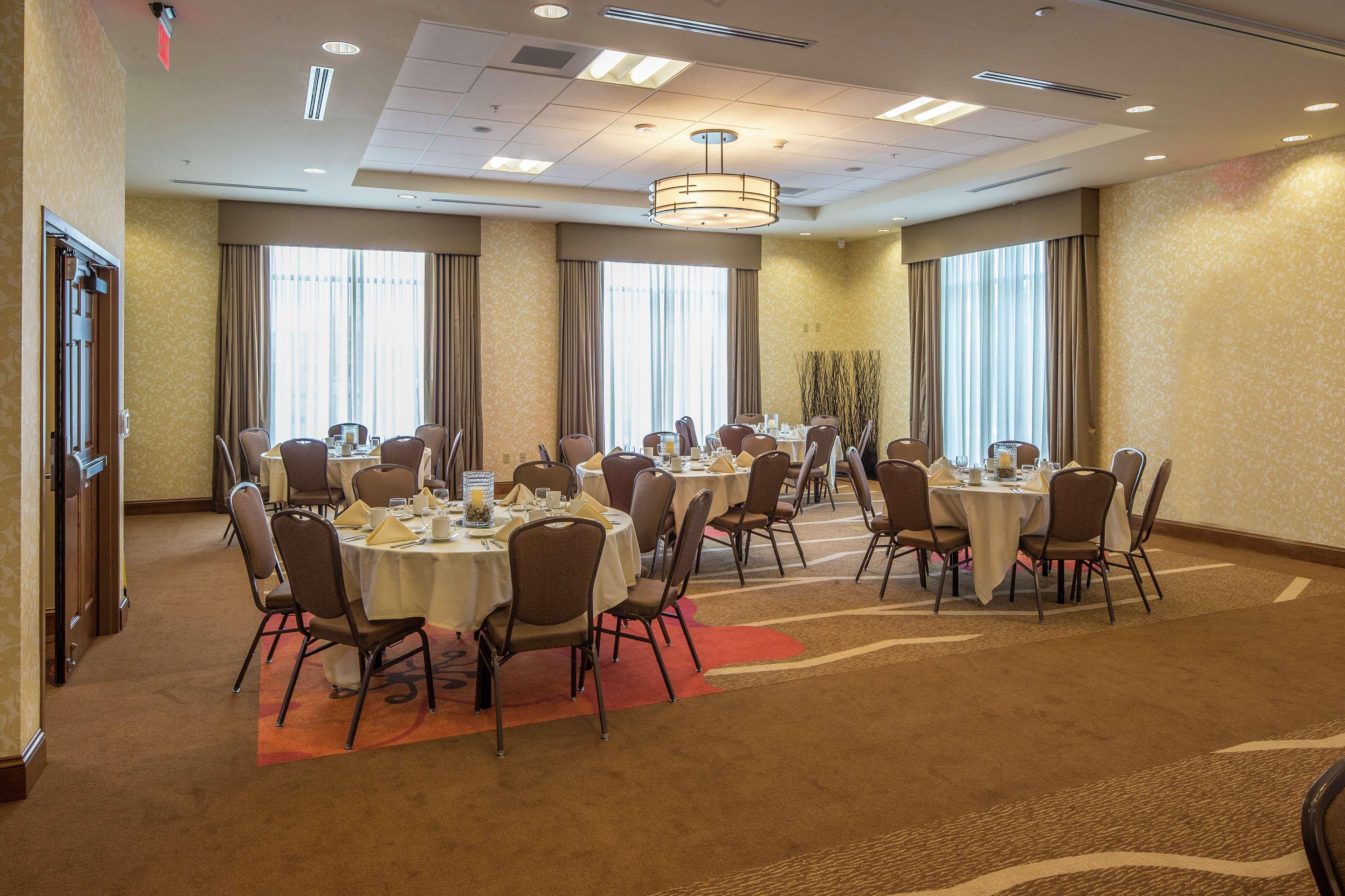 Hilton Garden Inn Uniontown Eksteriør bilde