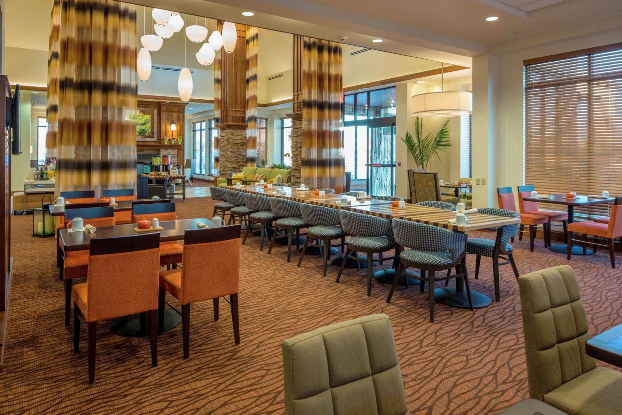 Hilton Garden Inn Uniontown Eksteriør bilde